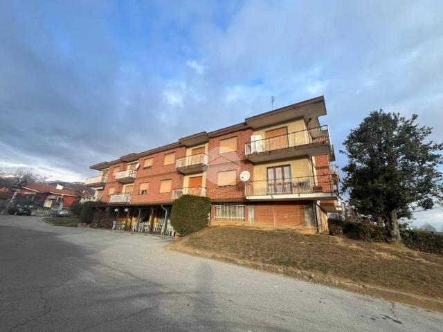 Appartamento in affitto a Barge via Bagnolo, 31, arredato, posto auto, box TrovaCasa