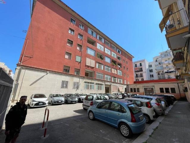 Appartamento in affitto a Bari BA