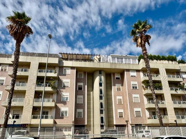 Appartamento in affitto a Bari BA