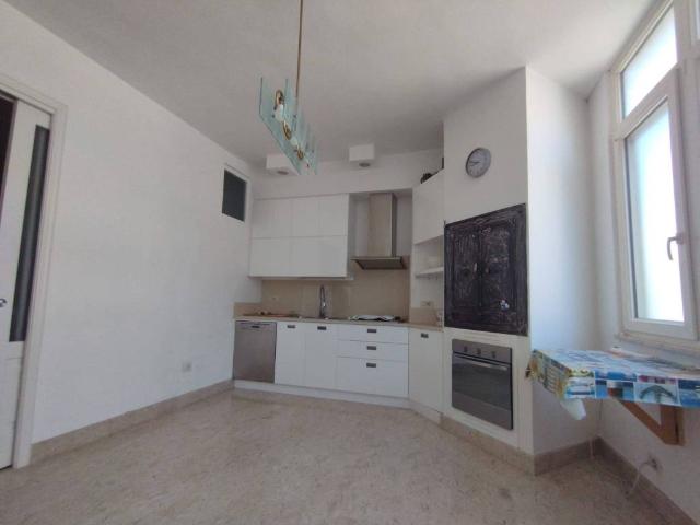 Appartamento in affitto a Bari BA