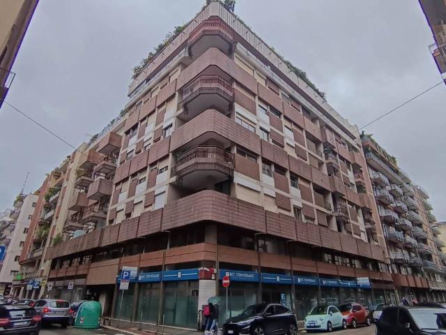 Appartamento in affitto a Bari BA