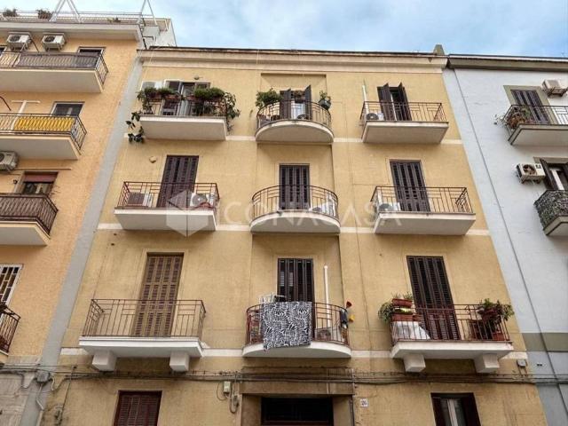 Appartamento in affitto a Bari via Gorizia, 26, non arredato/vuoto, riscaldamento autonomo, vista mare TrovaCasa