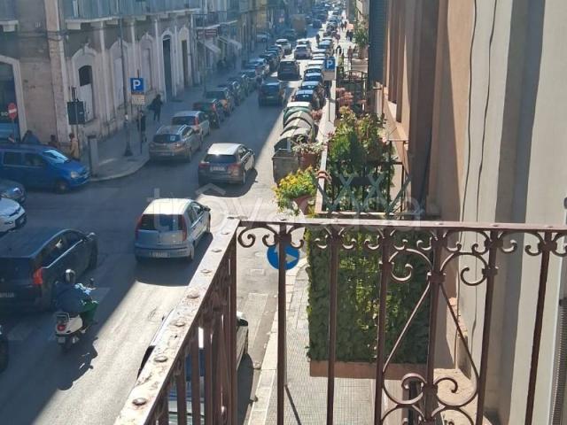 Appartamento in affitto a Bari via Pietro Ravanas, 217, riscaldamento autonomo, parzialmente arredato, buono stato TrovaCasa
