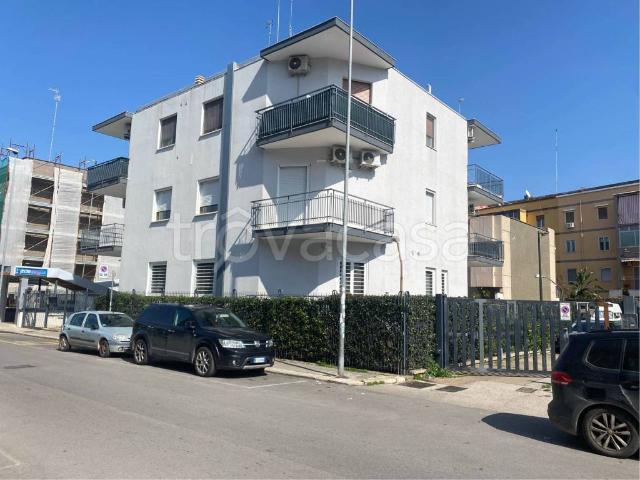Appartamento in affitto a Bari via Saverio Lioce, arredato, riscaldamento autonomo, porta blindata TrovaCasa