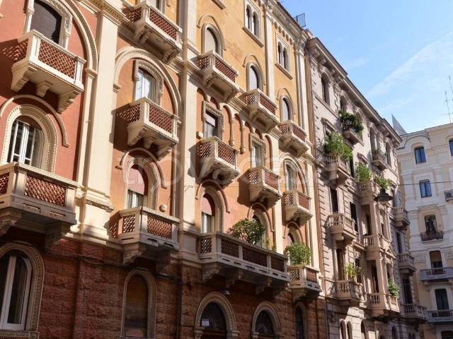 Appartamento in affitto a Bari via Vito Nicola De Nicolo', 5, arredato, ascensore, lungomare TrovaCasa