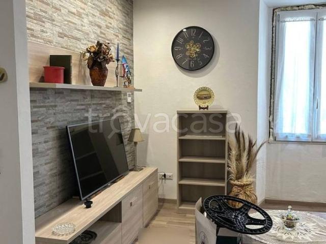 Appartamento in affitto a Barzago via Luigi Cabiati, 10, arredato, posto auto, ristrutturato TrovaCasa