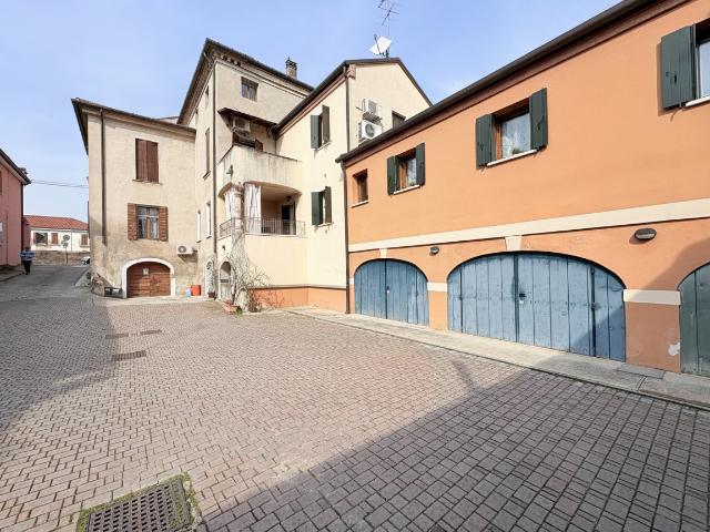 Appartamento in affitto a Battaglia Terme