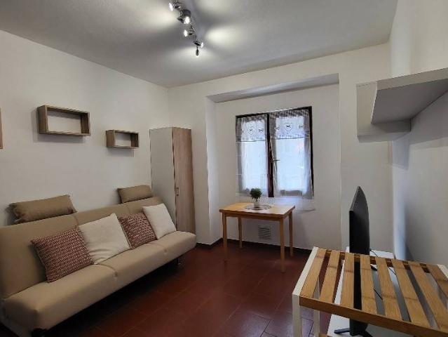 Appartamento in affitto a Bedero Valcuvia VA