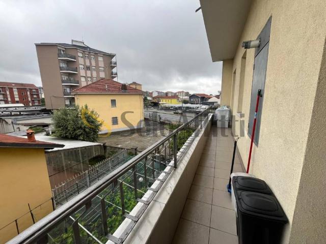 Appartamento in affitto a Beinasco TO