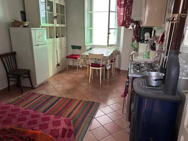 Appartamento in affitto a Bellano