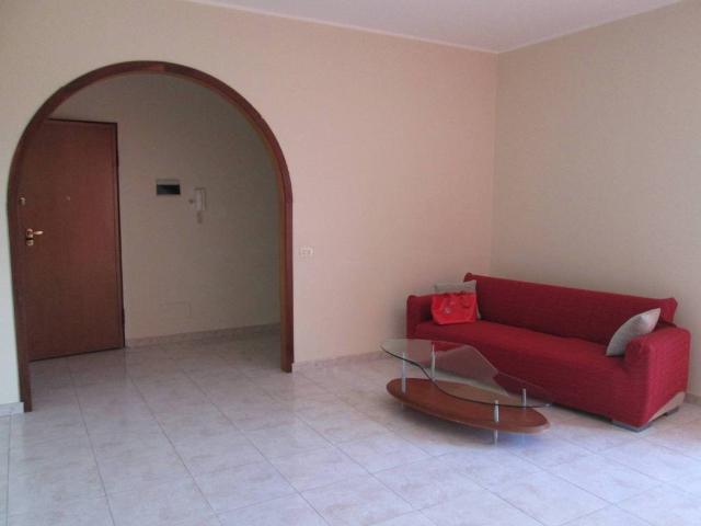 Appartamento in affitto a Belpasso CT