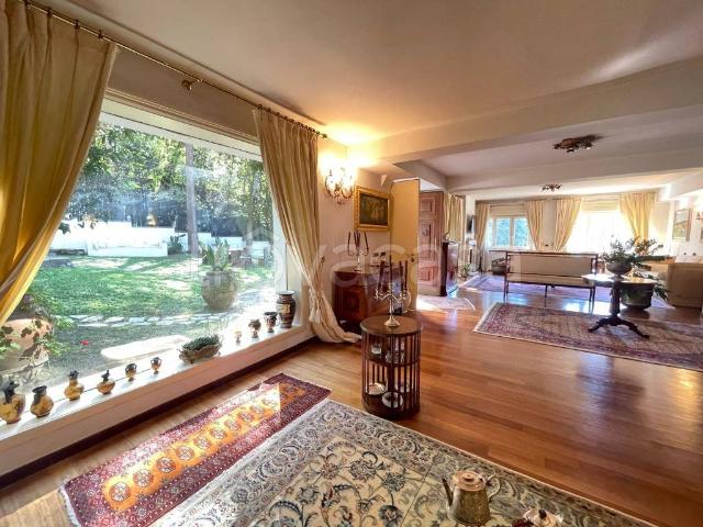 Appartamento in affitto a Benevento via Ferdinando Bozza, non arredato/vuoto, giardino privato, box TrovaCasa