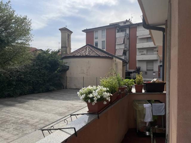 Appartamento in affitto a Bernareggio MB