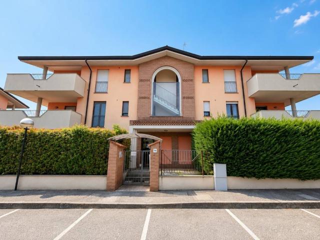 Appartamento in affitto a Bernareggio MB