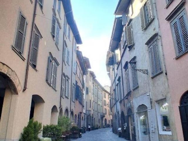 Appartamento in affitto a Bergamo BG