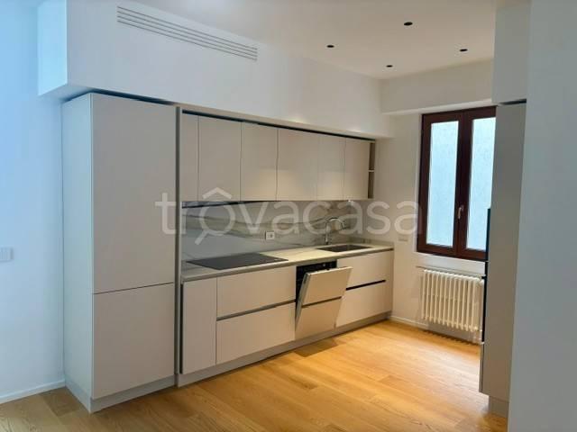 Appartamento in affitto a Bergamo via Antonio Locatelli, 37, terrazzo, lavatrice, aria condizionata TrovaCasa