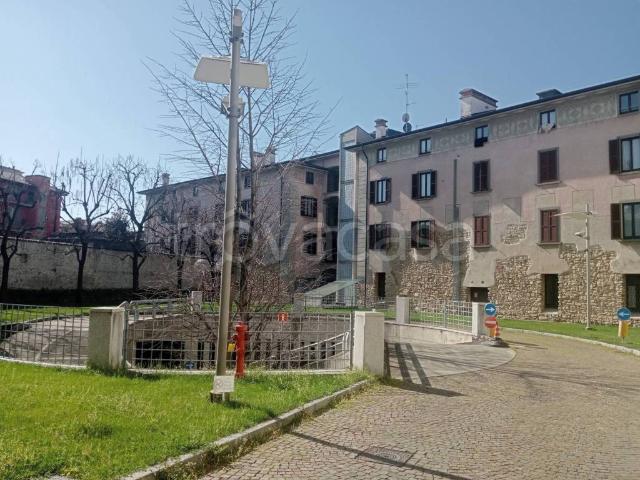Appartamento in affitto a Bergamo via Palma il Vecchio, 3, non arredato/vuoto, box, ascensore TrovaCasa