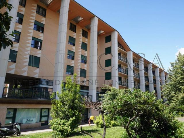 Appartamento in affitto a Bergamo via San Lazzaro, 31, non arredato/vuoto, box, terrazzo TrovaCasa