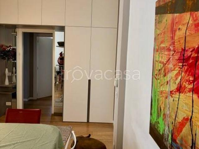Appartamento in affitto a Bergamo via Sant'Antonino, arredato, terrazzo, aria condizionata TrovaCasa