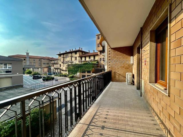 Appartamento in affitto a Bergamo via Silvio Spaventa, 7, non arredato/vuoto, terrazzo, riscaldamento centralizzato TrovaCasa