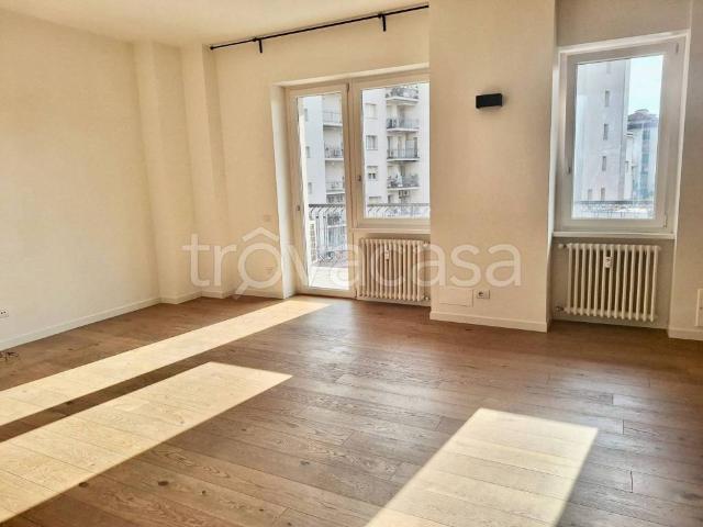 Appartamento in affitto a Bergamo via Spaventa, 7, non arredato/vuoto, box, ascensore TrovaCasa