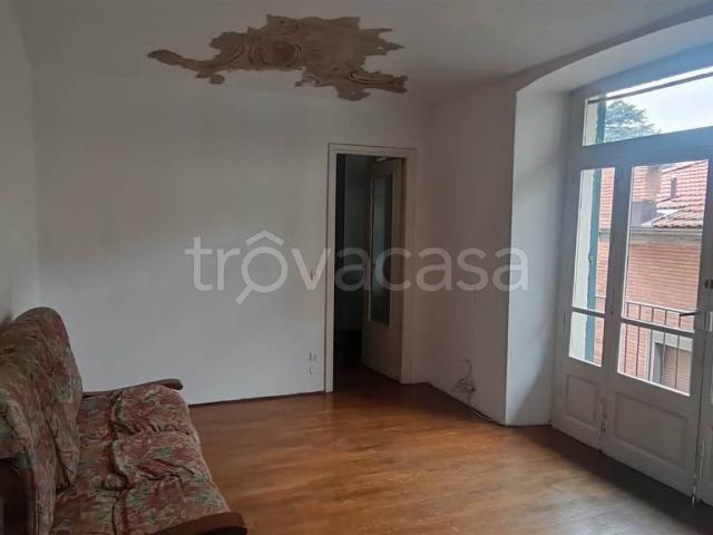 Appartamento in affitto a Biella, non arredato/vuoto, riscaldamento autonomo, luminoso TrovaCasa