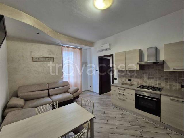 Appartamento in affitto a Binago via Diaz, arredato, cucina a vista TrovaCasa