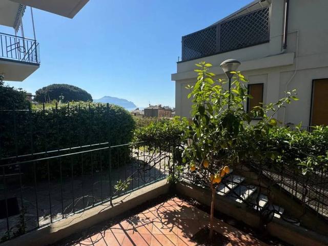 Appartamento in affitto a Bogliasco GE