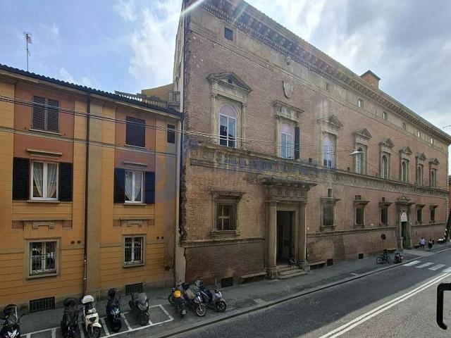 Appartamento in affitto a Bologna