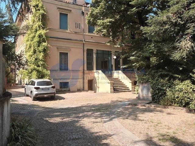 Appartamento in affitto a Bologna