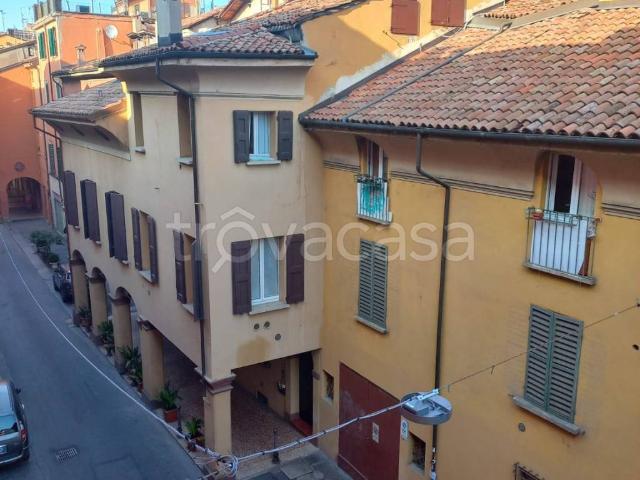 Appartamento in affitto a Bologna, arredato, centrale, bagno finestrato TrovaCasa