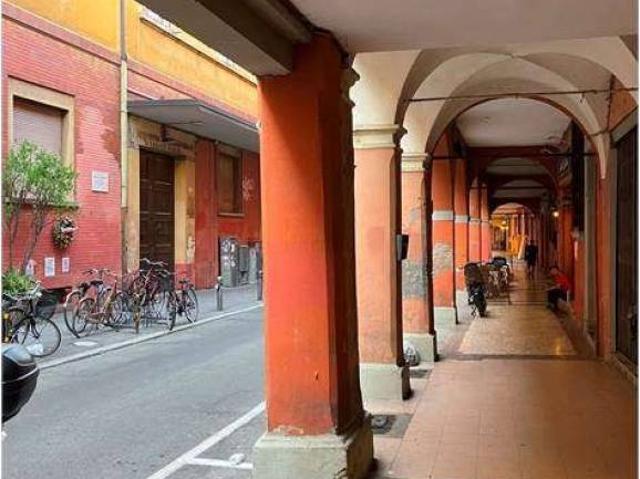 Appartamento in affitto a Bologna BO
