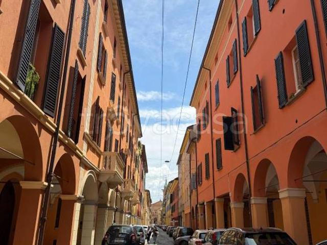 Appartamento in affitto a Bologna, Santo Stefano