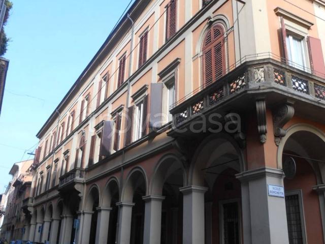 Appartamento in affitto a Bologna strada Maggiore, 70, non arredato/vuoto, riscaldamento autonomo, contesto signorile TrovaCasa