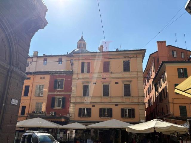Appartamento in affitto a Bologna piazza Maggiore, arredato, terrazzo, riscaldamento autonomo TrovaCasa