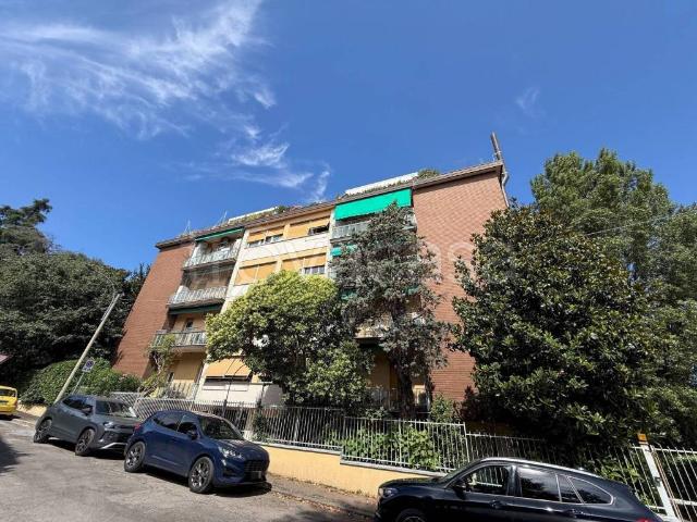 Appartamento in affitto a Bologna via Molinelli, 11, arredato, box, ascensore TrovaCasa