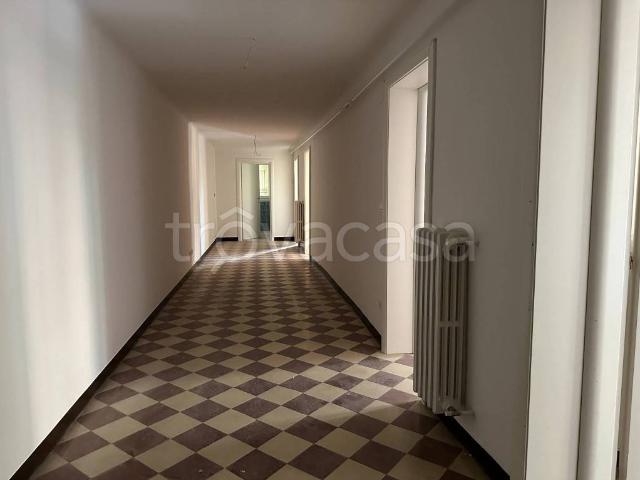 Appartamento in affitto a Bologna via Orfeo, non arredato/vuoto, ascensore, centrale TrovaCasa