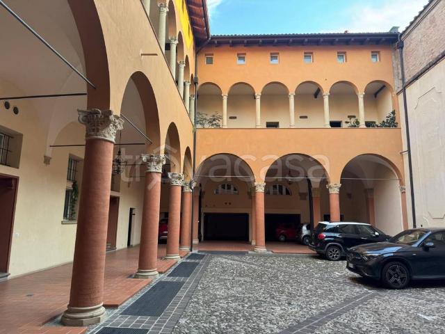 Appartamento in affitto a Bologna via Barberia, arredato, ingresso indipendente TrovaCasa