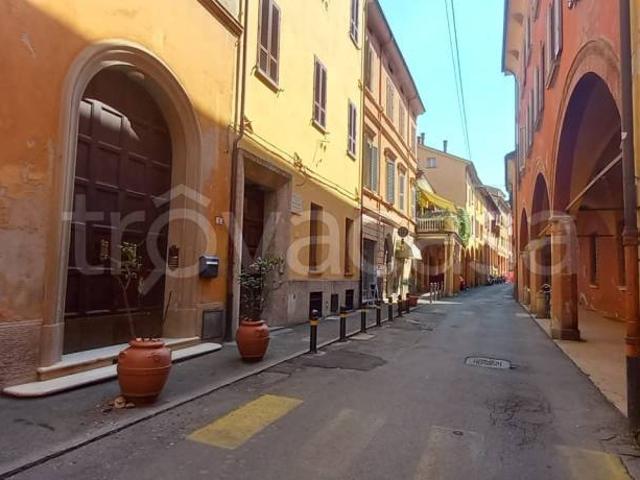 Appartamento in affitto a Bologna via Borgo Nuovo, Centro Storico