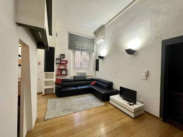 Appartamento in affitto a Bologna via de' Carbonesi, 18, arredato, centrale, cucina a vista TrovaCasa