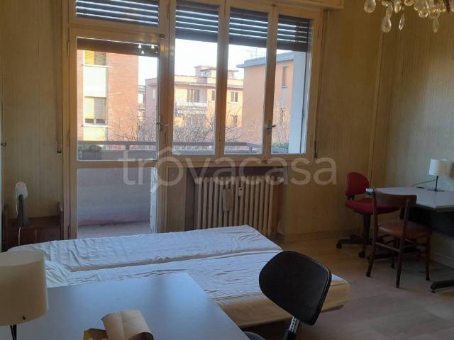 Appartamento in affitto a Bologna via degli Orti, arredato, box, ascensore TrovaCasa