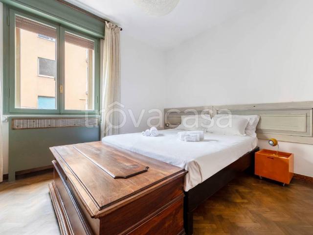 Appartamento in affitto a Bologna via del Borgo di San Pietro, arredato, parquet TrovaCasa