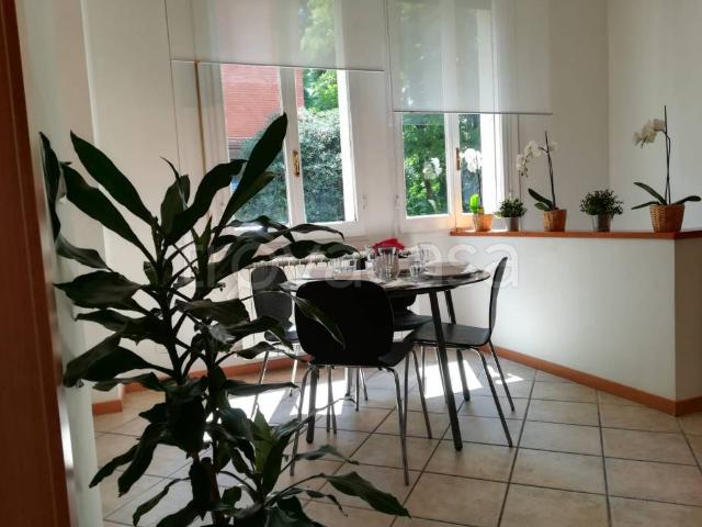 Appartamento in affitto a Bologna via del Porto, arredato, giardino privato, contesto signorile TrovaCasa
