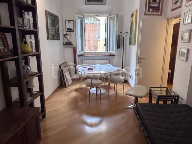 Appartamento in affitto a Bologna via delle Tovaglie, 8, arredato, cucina abitabile, bagno finestrato TrovaCasa