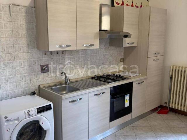 Appartamento in affitto a Bologna via di Corticella, arredato, riscaldamento autonomo, doppia esposizione TrovaCasa