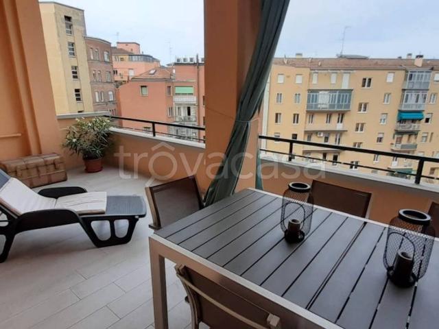 Appartamento in affitto a Bologna via Guglielmo Marconi, arredato, terrazzo, ascensore TrovaCasa