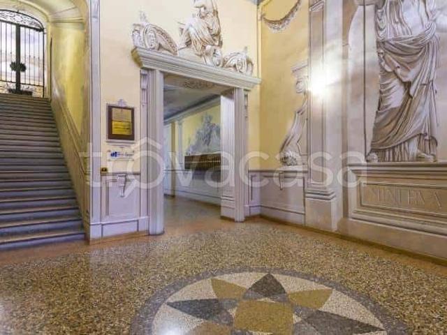 Appartamento in affitto a Bologna via Galliera, Marconi