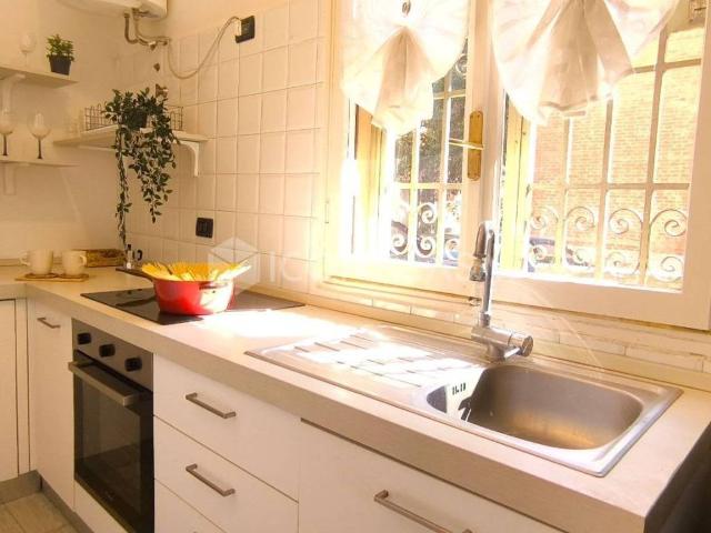 Appartamento in affitto a Bologna via Gastone Rossi, 13/2, arredato, giardino privato, riscaldamento centralizzato con contacalorie TrovaCasa