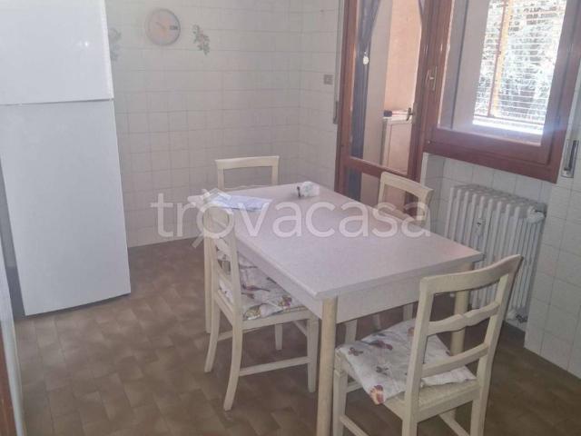 Appartamento in affitto a Bologna via Giovanni Antonio Magini, 4, ascensore, doppia esposizione, riscaldamento centralizzato con contacalorie TrovaCasa