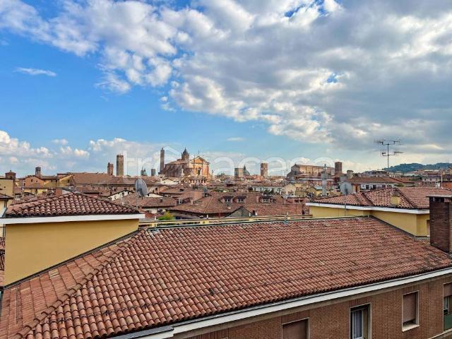 Appartamento in affitto a Bologna via Giovanni Battista Morgagni, arredato, terrazzo, ascensore TrovaCasa